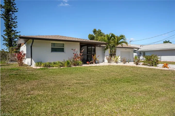 5714 Sw 1st Ct, Cape Coral, Florida 33914