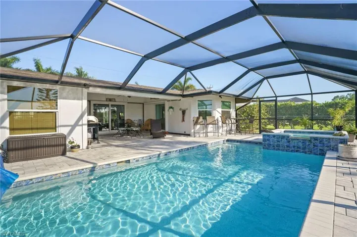 5714 Sw 1st Ct, Cape Coral, Florida 33914