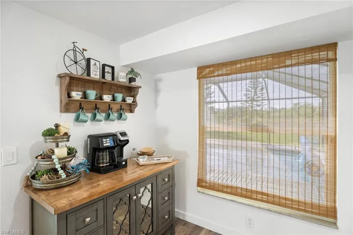 5714 Sw 1st Ct, Cape Coral, Florida 33914
