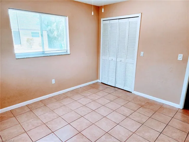 BR 1 of 3229 Edgewood, similar floor plan