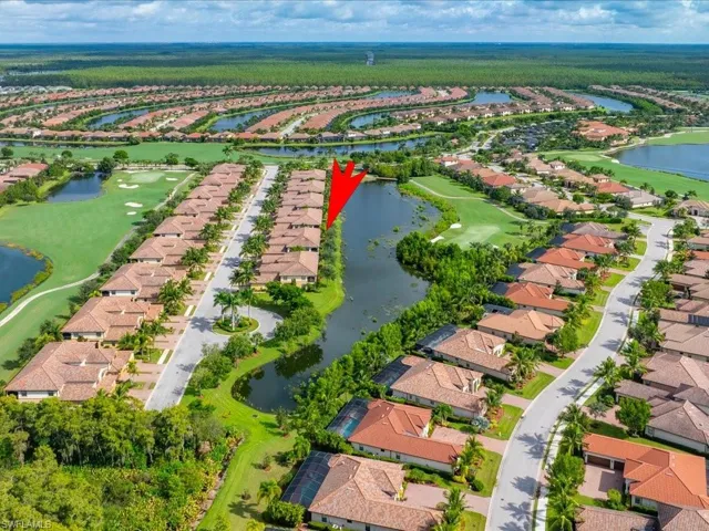28551  Carlow  CT, Bonita Springs, FL 34135