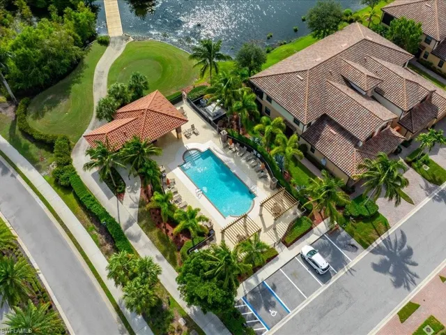 28551  Carlow  CT, Bonita Springs, FL 34135