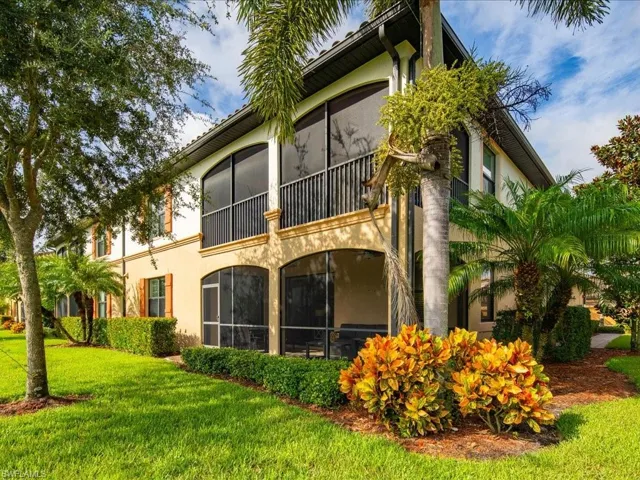 28551  Carlow  CT, Bonita Springs, FL 34135