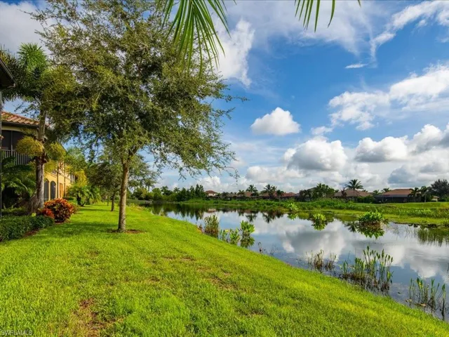 28551  Carlow  CT, Bonita Springs, FL 34135