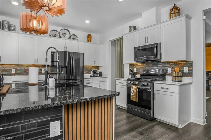 20195 Hartford Blvd, Estero, Florida 33928