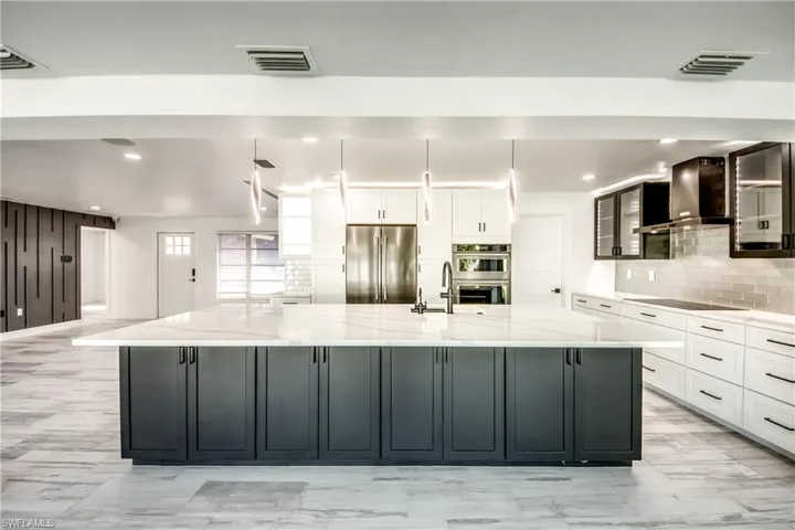 5020  Westminster  DR, Fort Myers, FL 33919