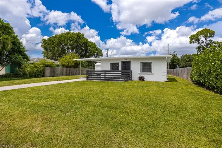 1201 Orange Ave, North Fort Myers, Florida 33903