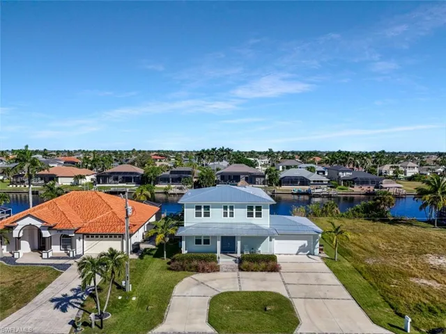 2717 Sw 38th St, Cape Coral, Florida 33914