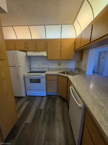 9970 Sailview Ct 9, Fort Myers, Florida 33905