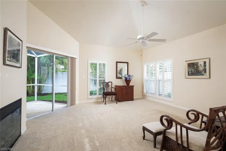 5943  Livermore  LN, Naples, FL 34119