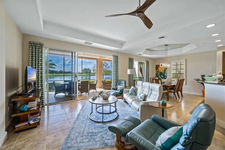 580 Avellino Isles Cir 18102, Naples, Florida 34119