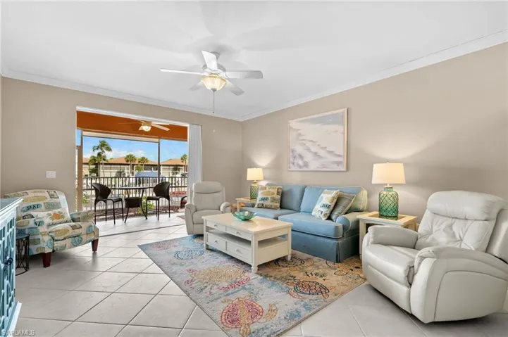 4566 SE 5th  PL, Cape Coral, FL 33904