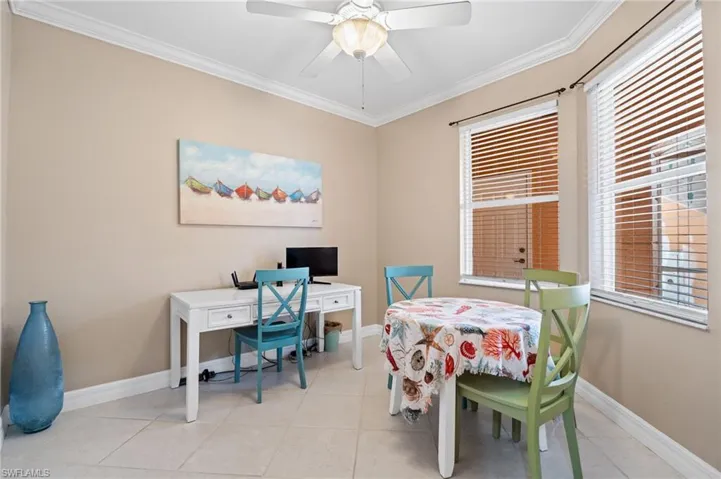 4566 SE 5th  PL, Cape Coral, FL 33904