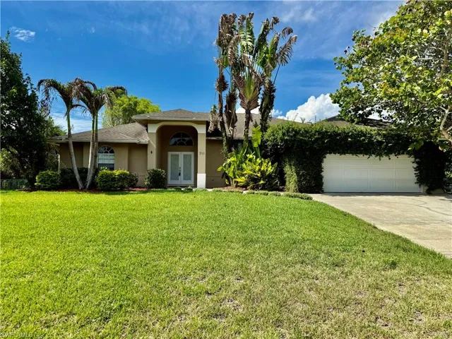 711  Sawyer  ST, Lehigh Acres, FL 33974