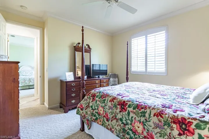 8460  Abbington  CIR, Naples, FL 34108