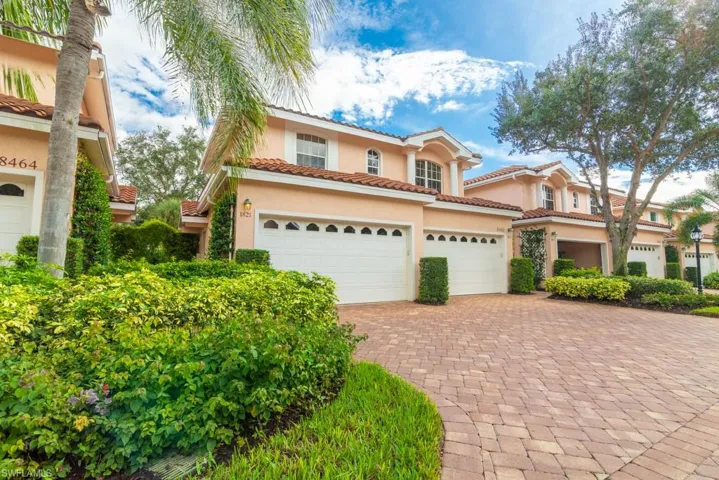 8460  Abbington  CIR, Naples, FL 34108