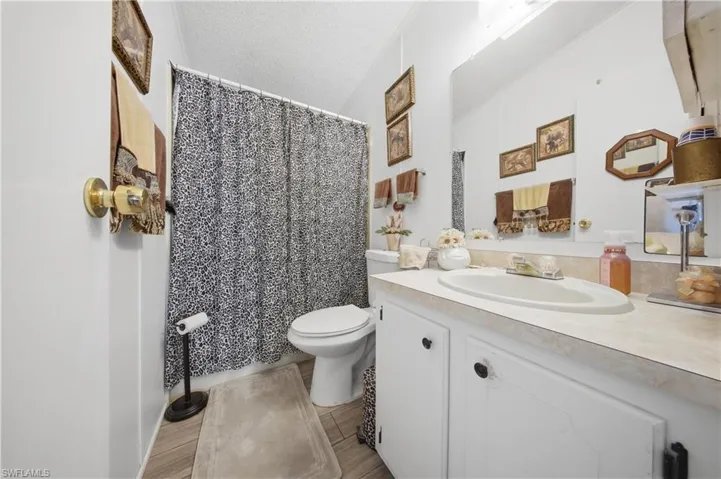 181  Chisholm  TRL, North Fort Myers, FL 33917