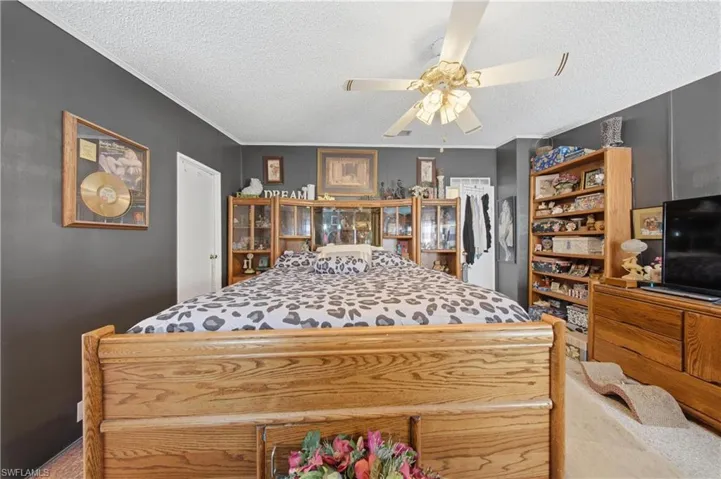 181  Chisholm  TRL, North Fort Myers, FL 33917