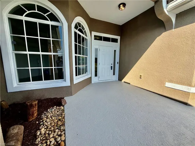 338 Pyramid Ave, Lehigh Acres, Florida 33974
