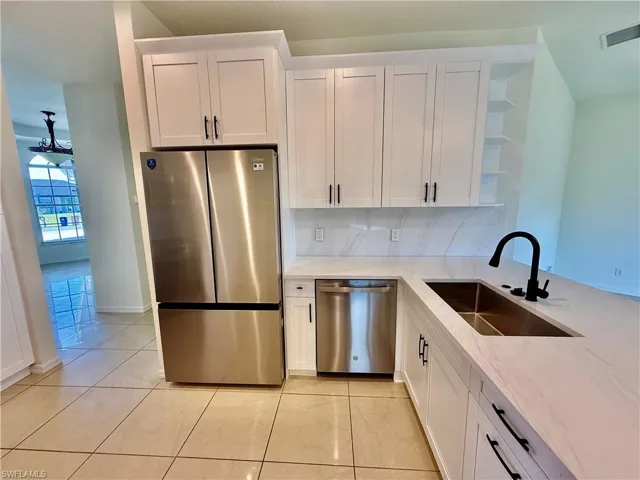 338 Pyramid Ave, Lehigh Acres, Florida 33974