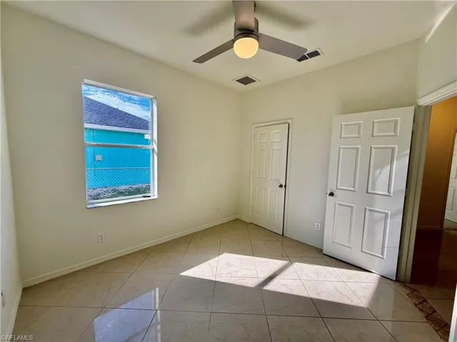 338 Pyramid Ave, Lehigh Acres, Florida 33974