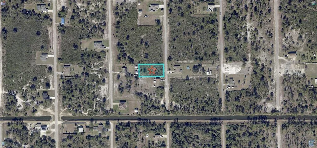 407 Wells AVE, LEHIGH ACRES FL 33972