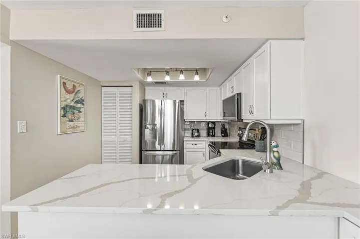 7390 Estero Blvd 404, Fort Myers Beach, Florida 33931