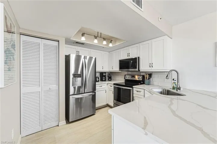 7390 Estero Blvd 404, Fort Myers Beach, Florida 33931