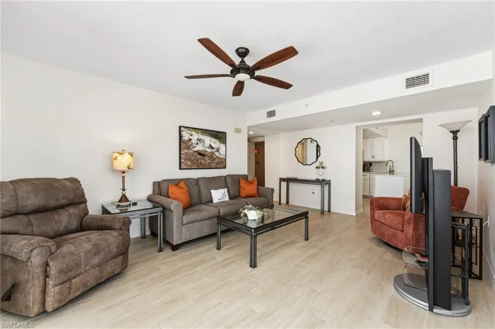 7390 Estero Blvd 404, Fort Myers Beach, Florida 33931