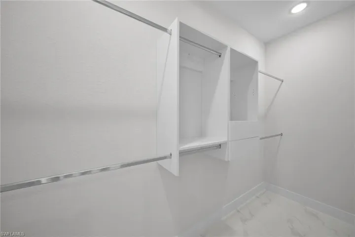 1430 SE 23rd  ST, Cape Coral, FL 33990