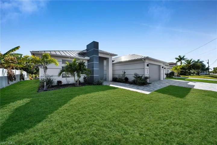 1430 SE 23rd  ST, Cape Coral, FL 33990