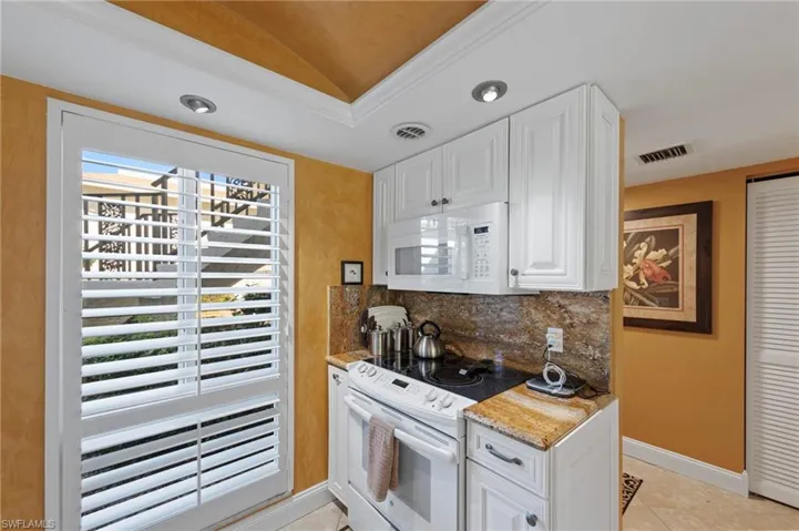243 Palm Dr 1, Naples, Florida 34112