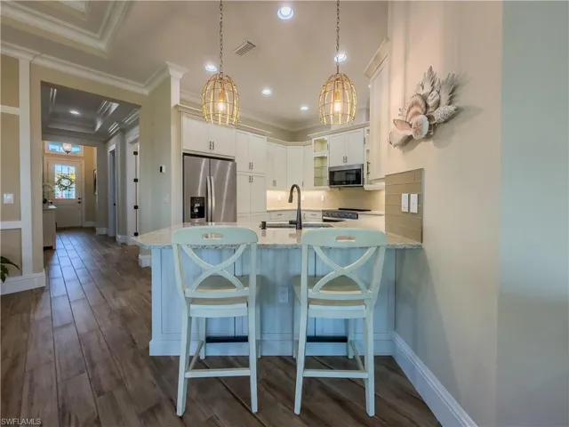 6399  NEGRIL ISLE  DR, Naples, FL 34113