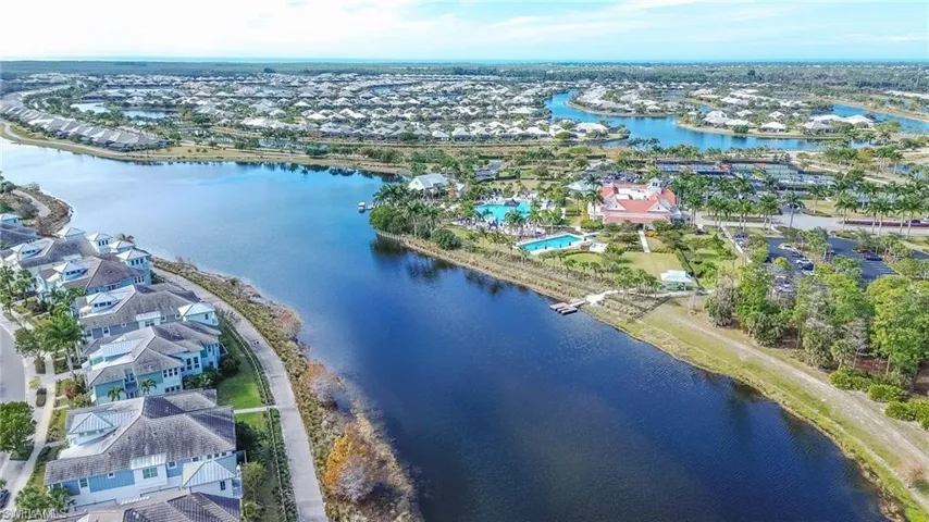 6399  NEGRIL ISLE  DR, Naples, FL 34113