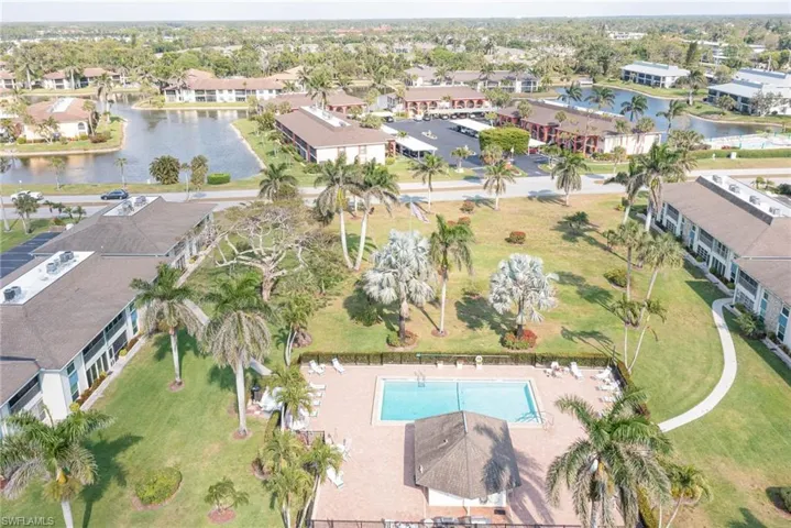 325  Charlemagne  BLVD, Naples, FL 34112