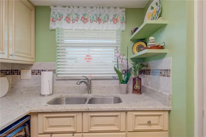 325  Charlemagne  BLVD, Naples, FL 34112
