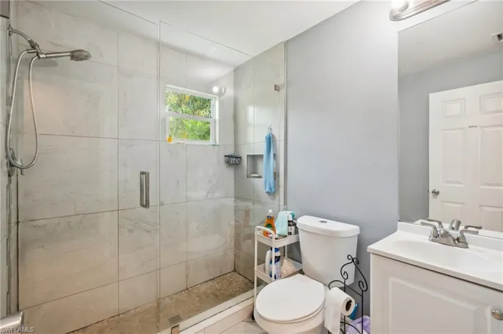 5441 Martin St, Naples Fl 34113