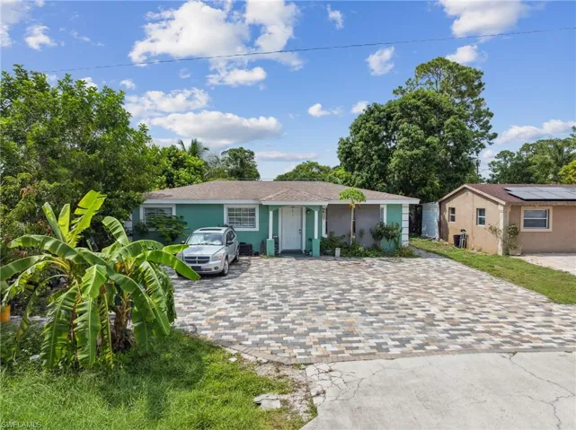 5441 Martin St, Naples Fl 34113