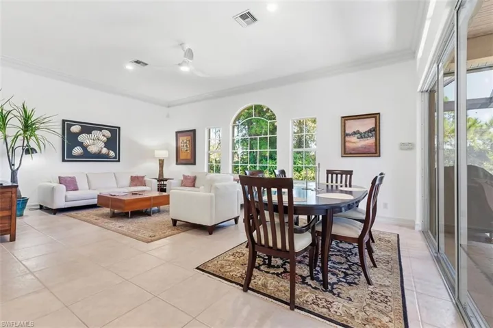 657 Soliel Dr, Naples, Florida 34110