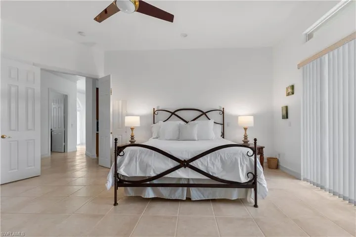 657 Soliel Dr, Naples, Florida 34110