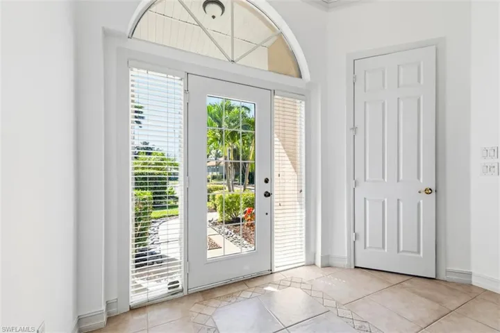 657 Soliel Dr, Naples, Florida 34110