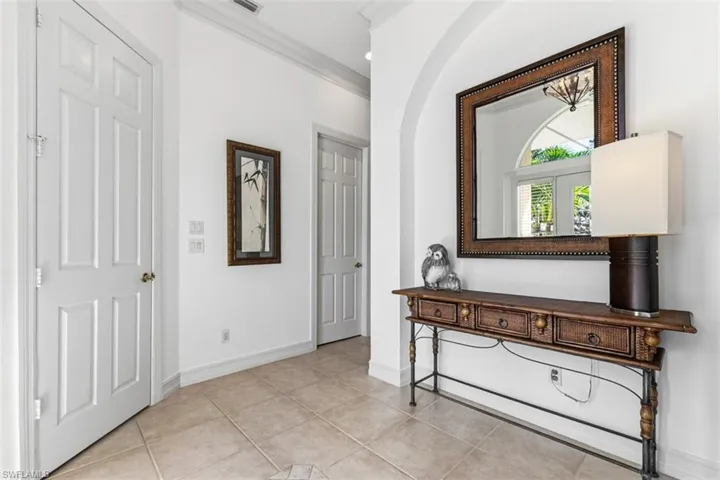 657 Soliel Dr, Naples, Florida 34110