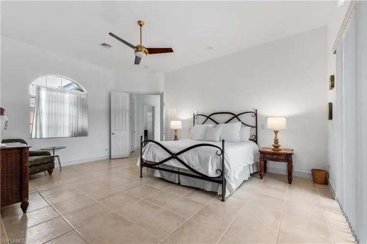 657 Soliel Dr, Naples, Florida 34110