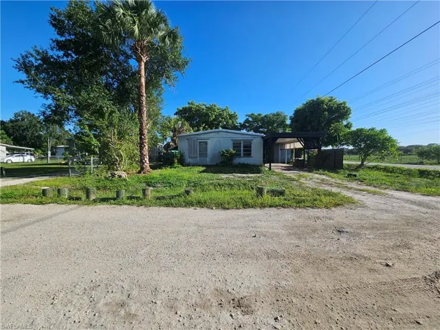 18210 Deuce Rd. North Fort Myers, FL 33917
