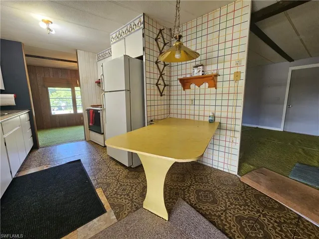 18210 Deuce Rd, North Fort Myers, Florida 33917