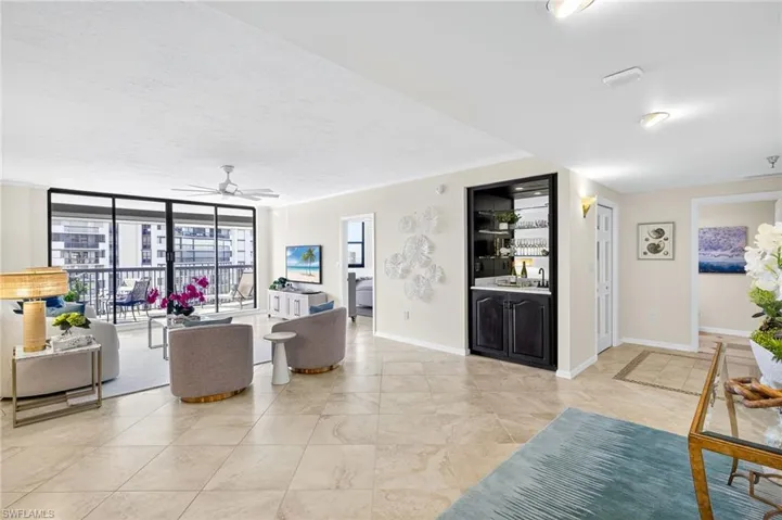 Living Room and Bar - perfect for entertaining