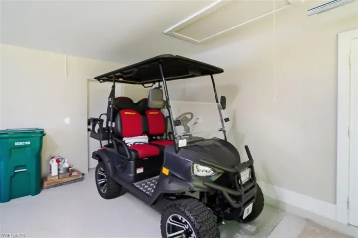 GOLF CART INCLUDED