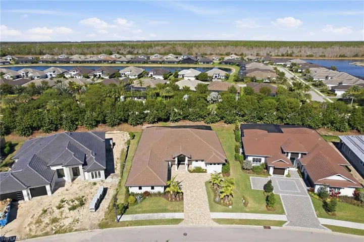 Aerial view of property and surrounding area
