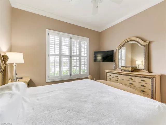 Bedroom 4 near the pool bath