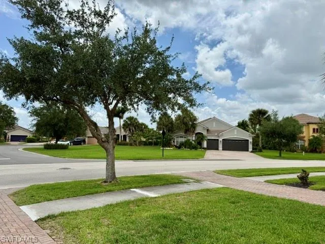 3300 Hampton Blvd, Alva, Florida 33920
